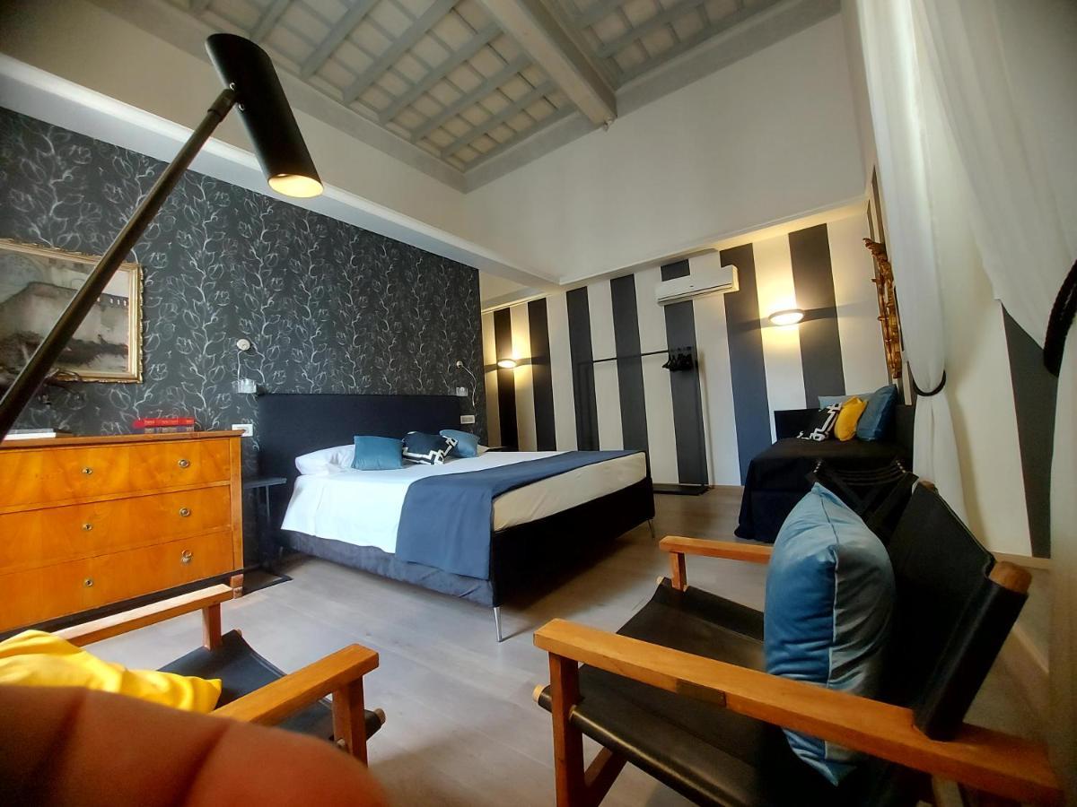 New! Bellissimo Palazzofranchi Pantheon Apartment Rome Bagian luar foto