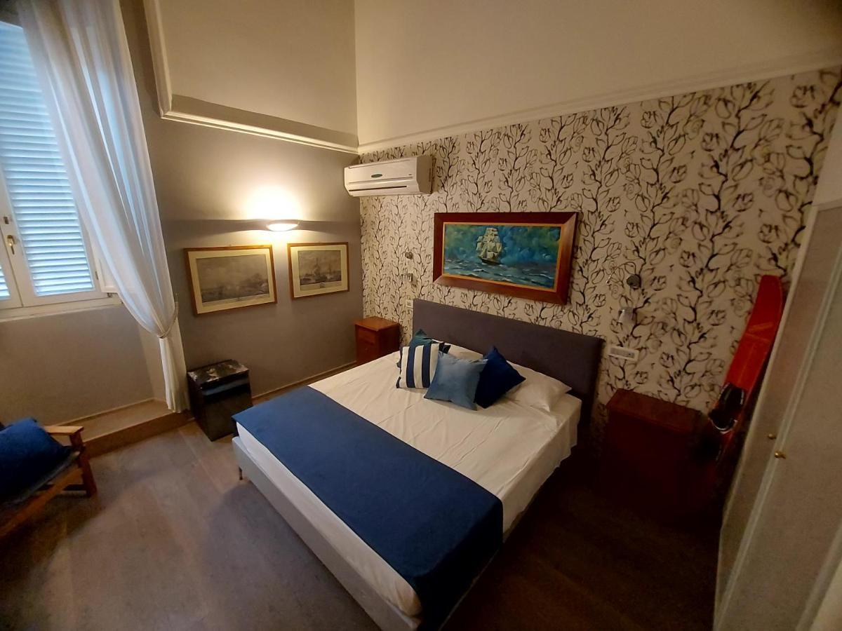 New! Bellissimo Palazzofranchi Pantheon Apartment Rome Bagian luar foto