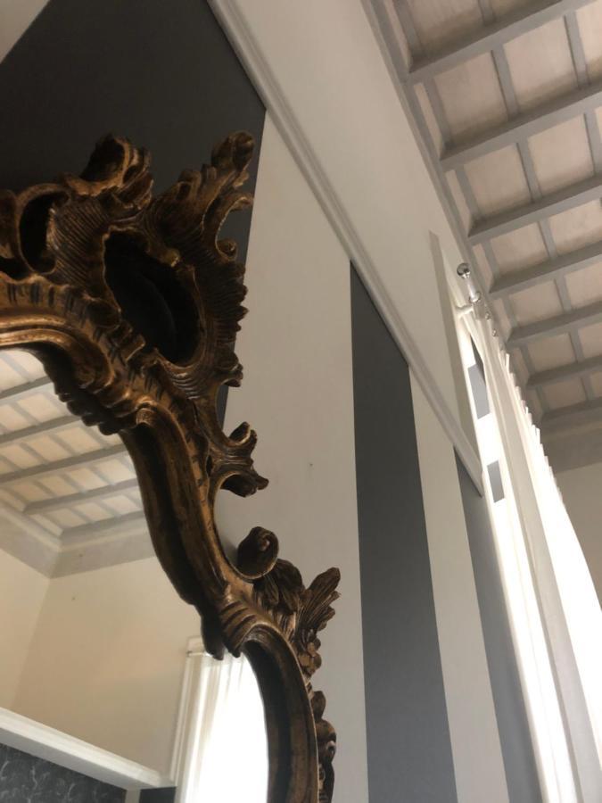 New! Bellissimo Palazzofranchi Pantheon Apartment Rome Bagian luar foto