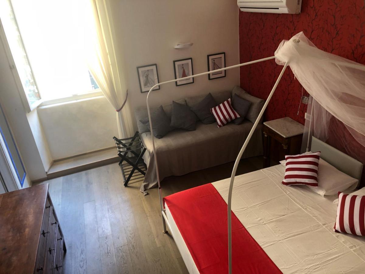 New! Bellissimo Palazzofranchi Pantheon Apartment Rome Bagian luar foto